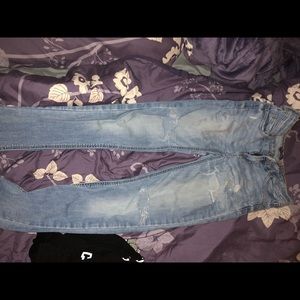 Size 1R Ripped Jeans